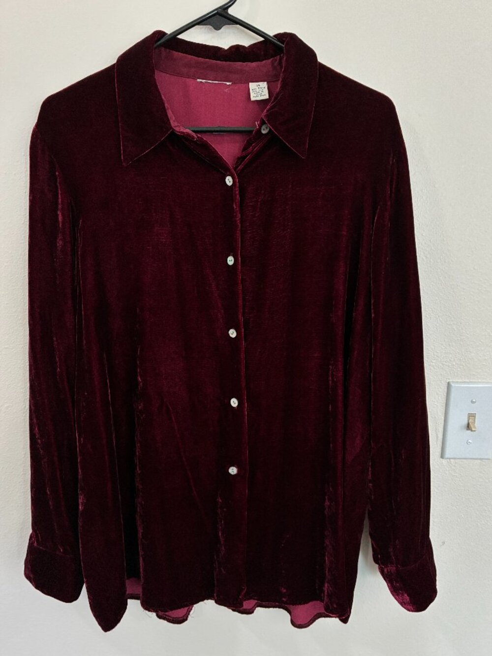 women's long sleeve shirt